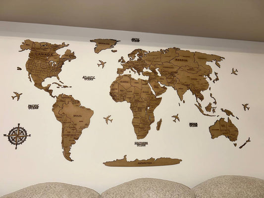 Drvena zidna mapa sveta (130x75 cm)
