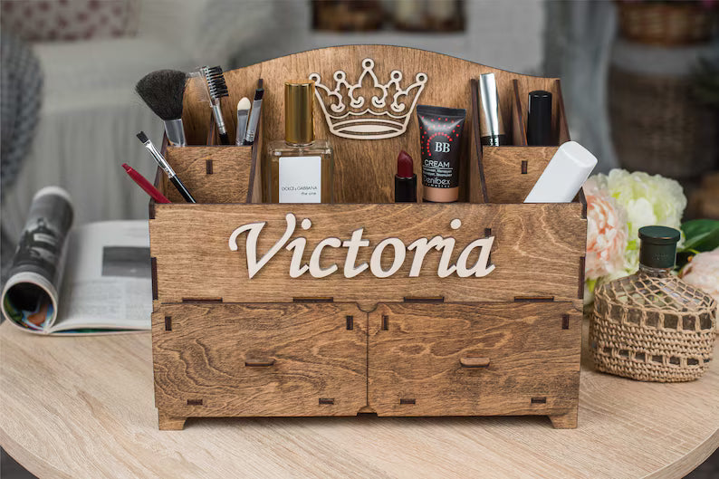 Personalizovani Drveni Organizator za Šminku